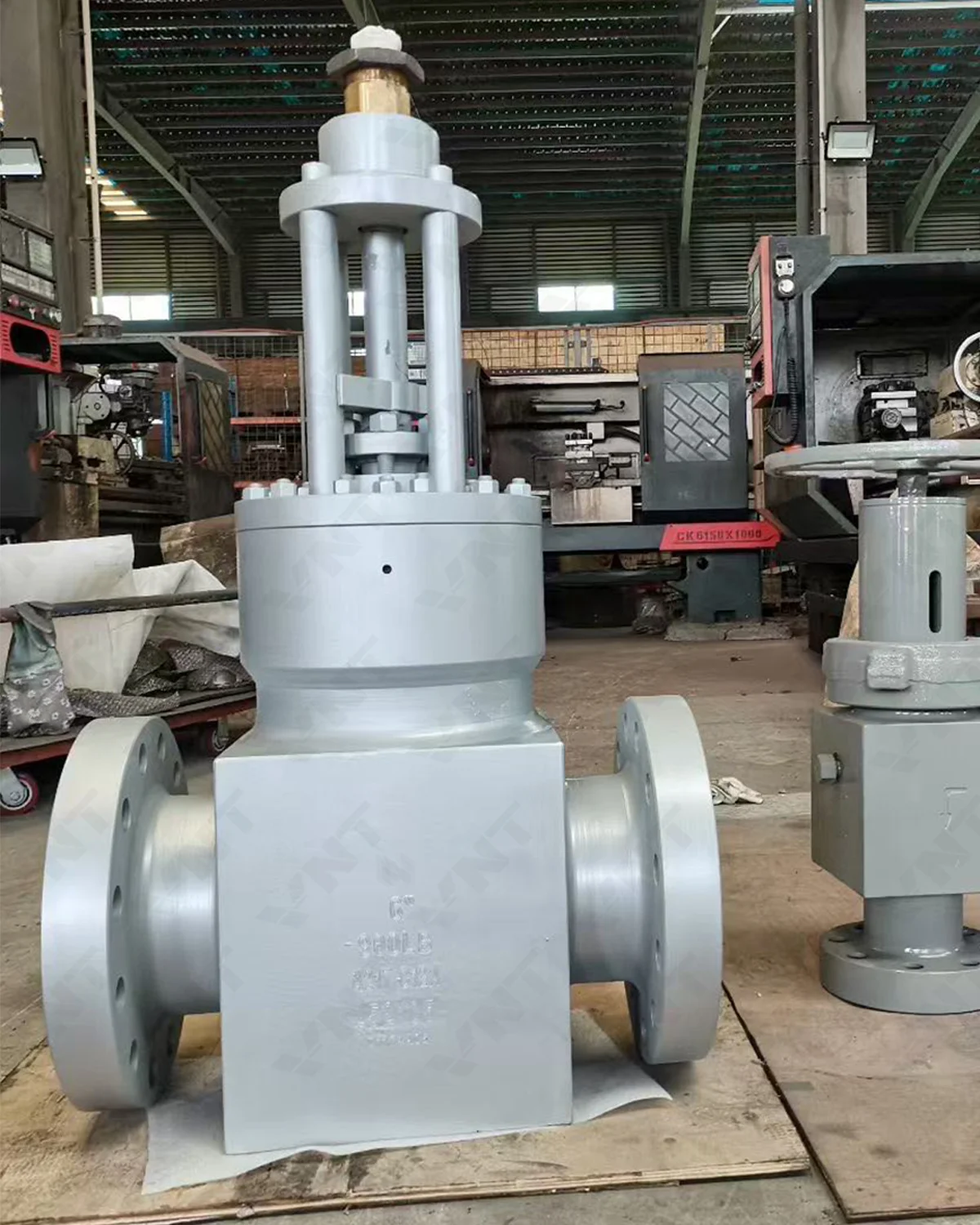 Forged Steel Pressure Seal Parallel Gate Valve - View 3