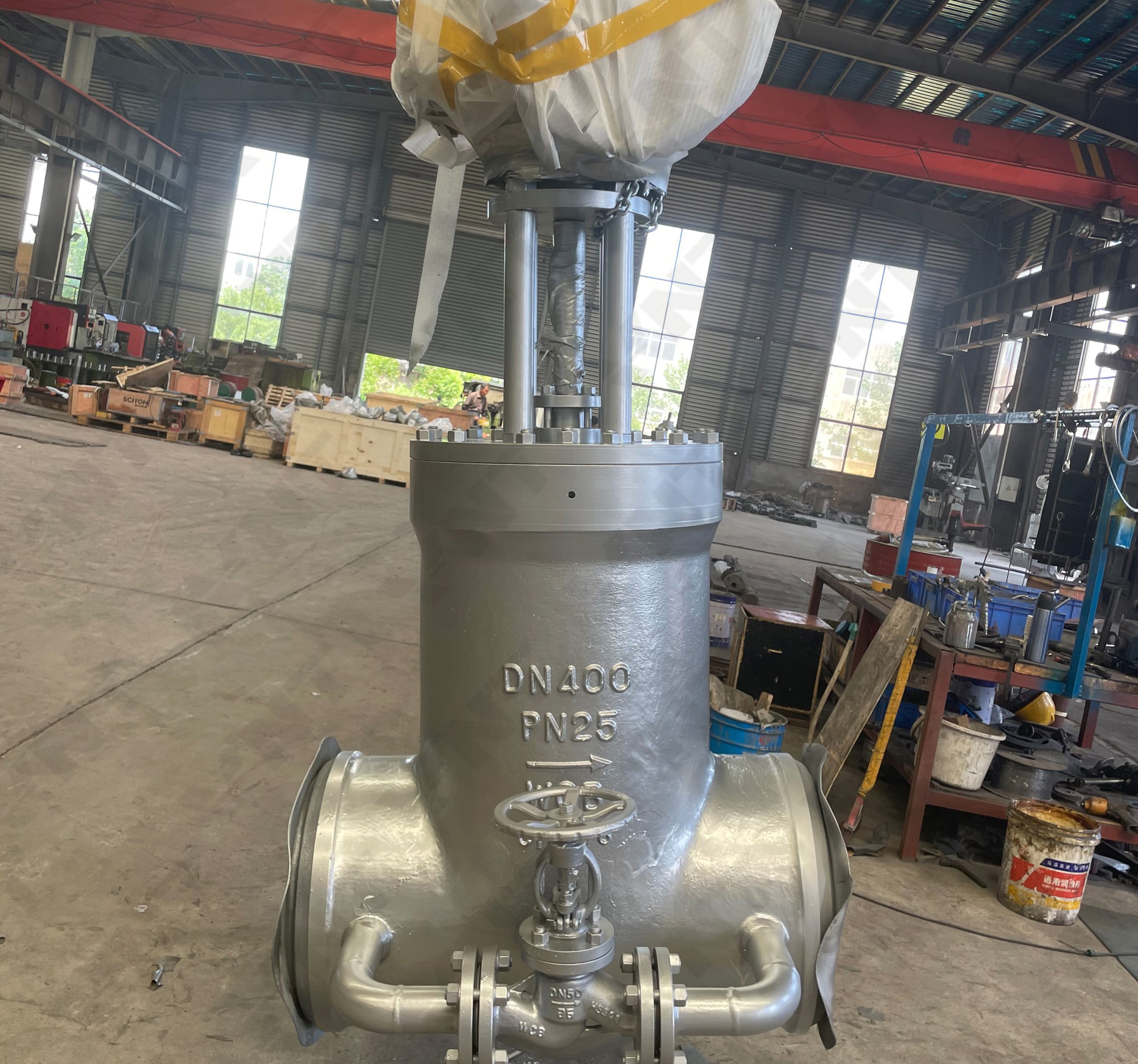 Completed DN400 PN25 gate valve in the workshop