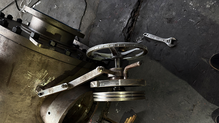 Pigging valve bypass assembly