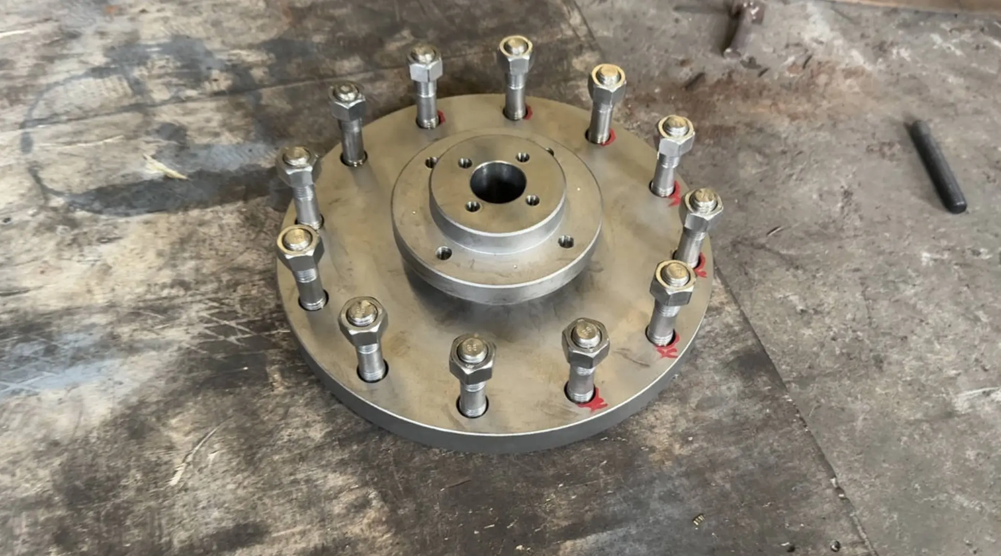 Machined CF8 control valve body cavity